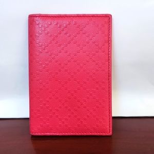 Gucci passport holder